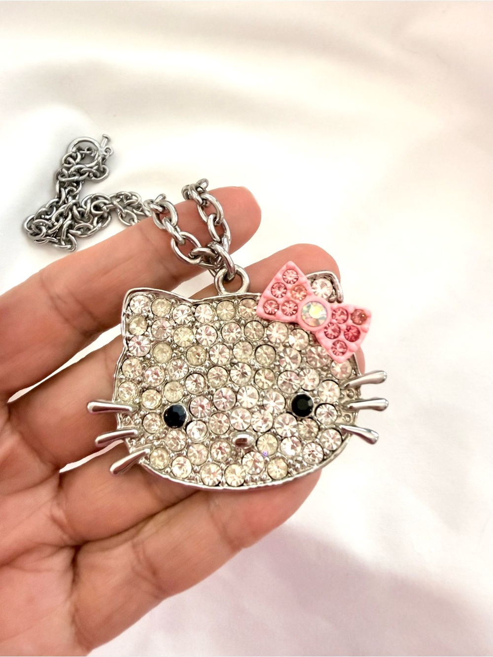 Hello Kitty Crystal Kitty Pendant Necklace - Pink Bow
